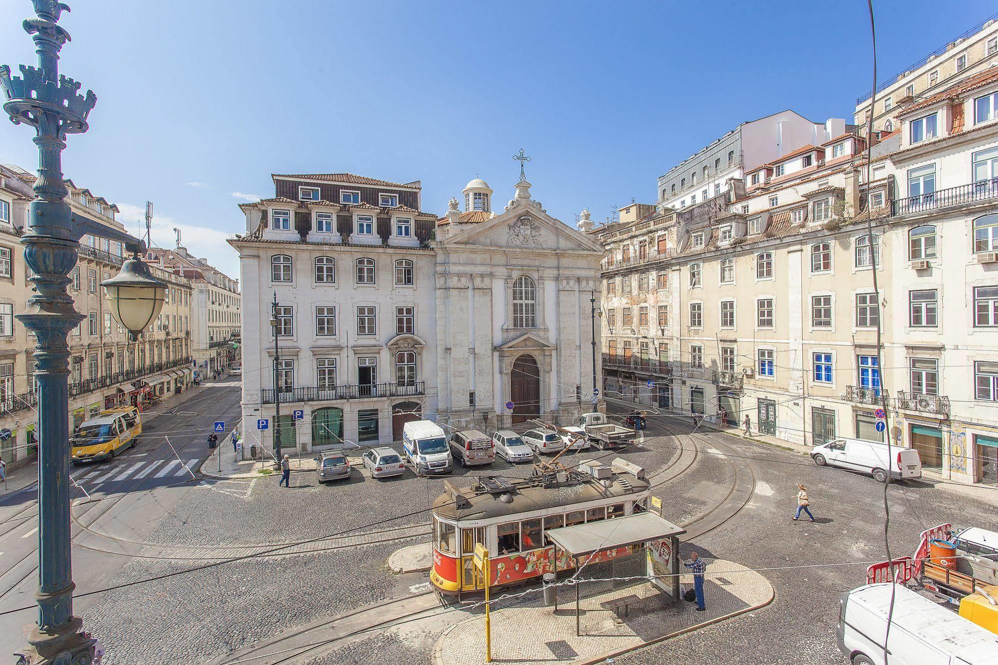 Lisbon Old Town Guest House Bagian luar foto