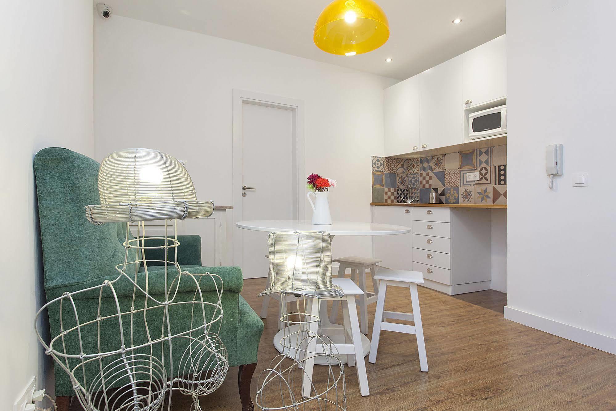 Lisbon Old Town Guest House Bagian luar foto